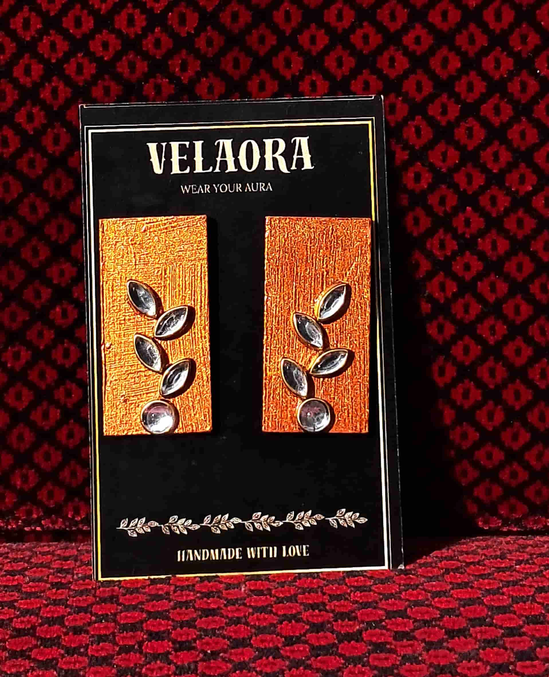 Shimmer copper (Kundan) by Velaora Jewels